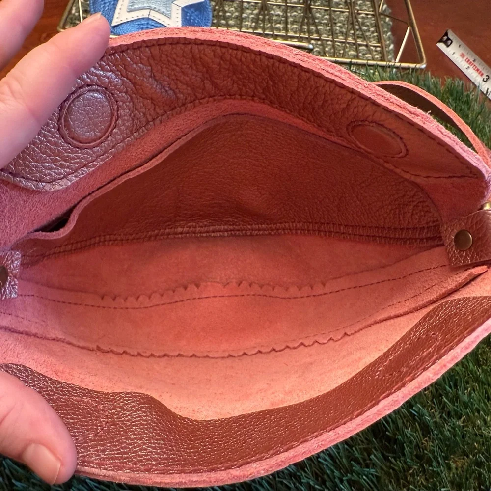 Small Supernova Koala Sling Bag Portland Leather Goods - Picture 6 of 8